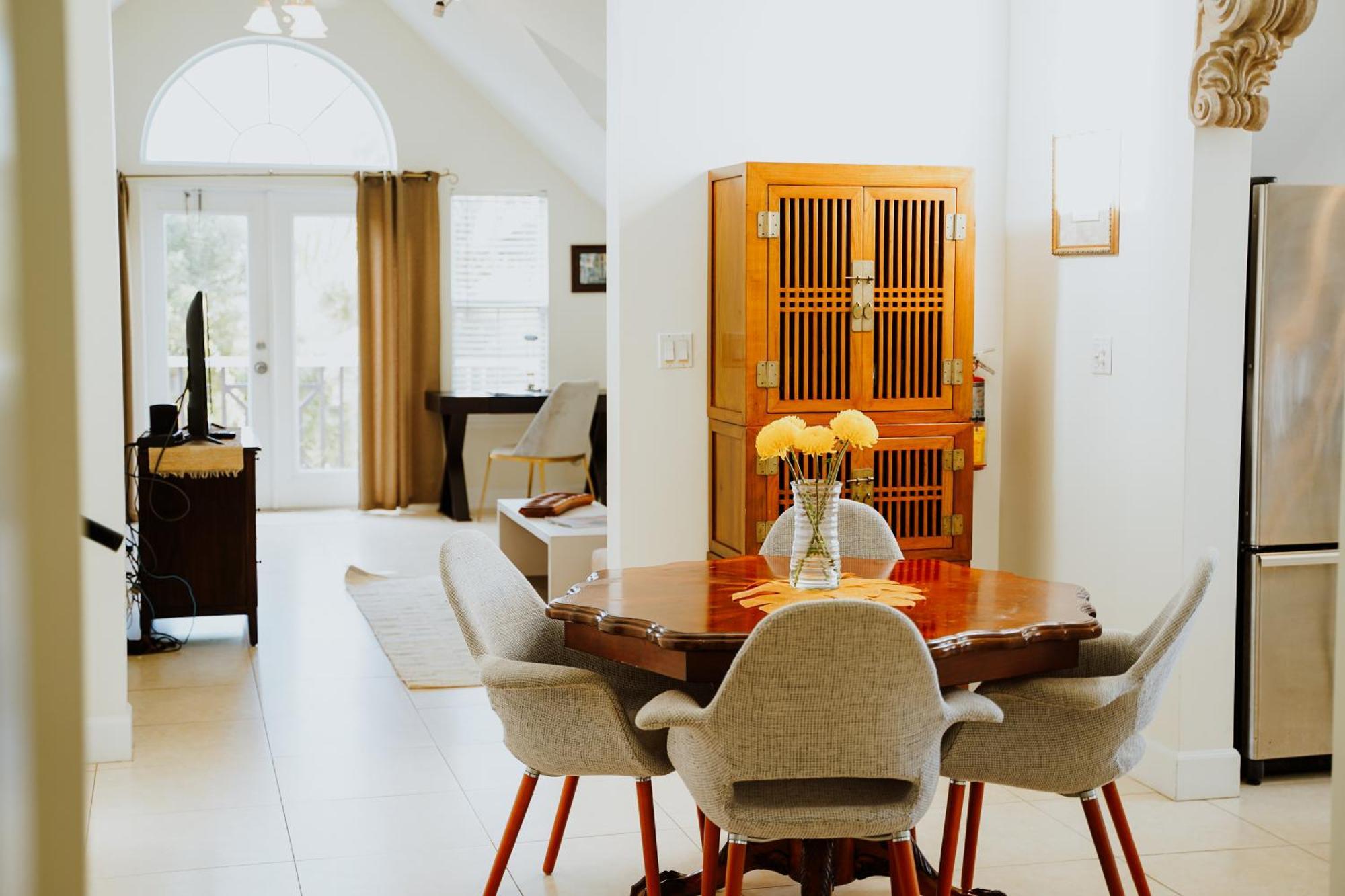 Shangri-La Boutique Bed & Breakfast West Bay Zimmer foto